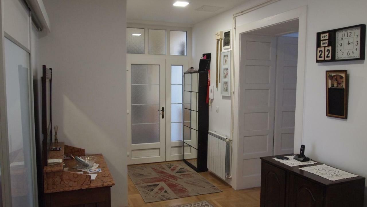 Aha Apartment ซาเกร็บ ภายนอก รูปภาพ