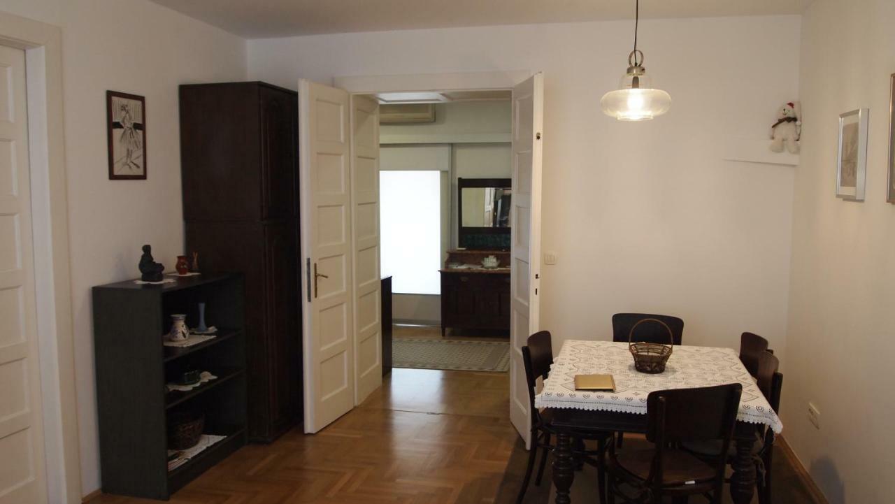 Aha Apartment ซาเกร็บ ภายนอก รูปภาพ