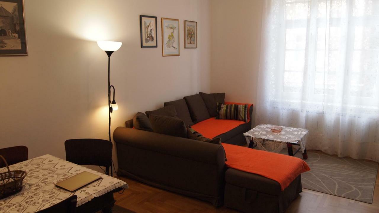 Aha Apartment ซาเกร็บ ภายนอก รูปภาพ